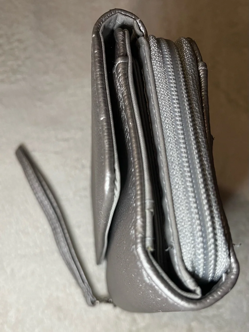 N/A elegant silver